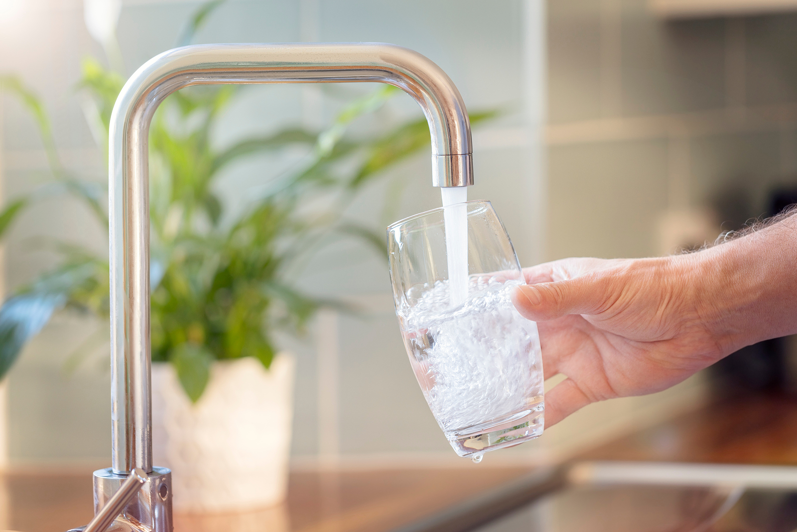 Deionized Water: The Benefits and Risks - SpringWell Water Filtration  Systems