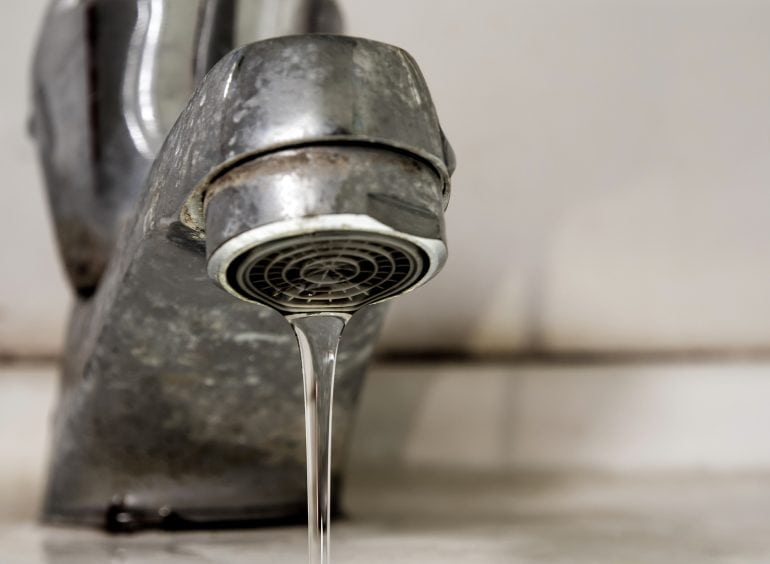 water dripping from faucet